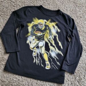 Children's Place boys long sleeve football top in size 7/8